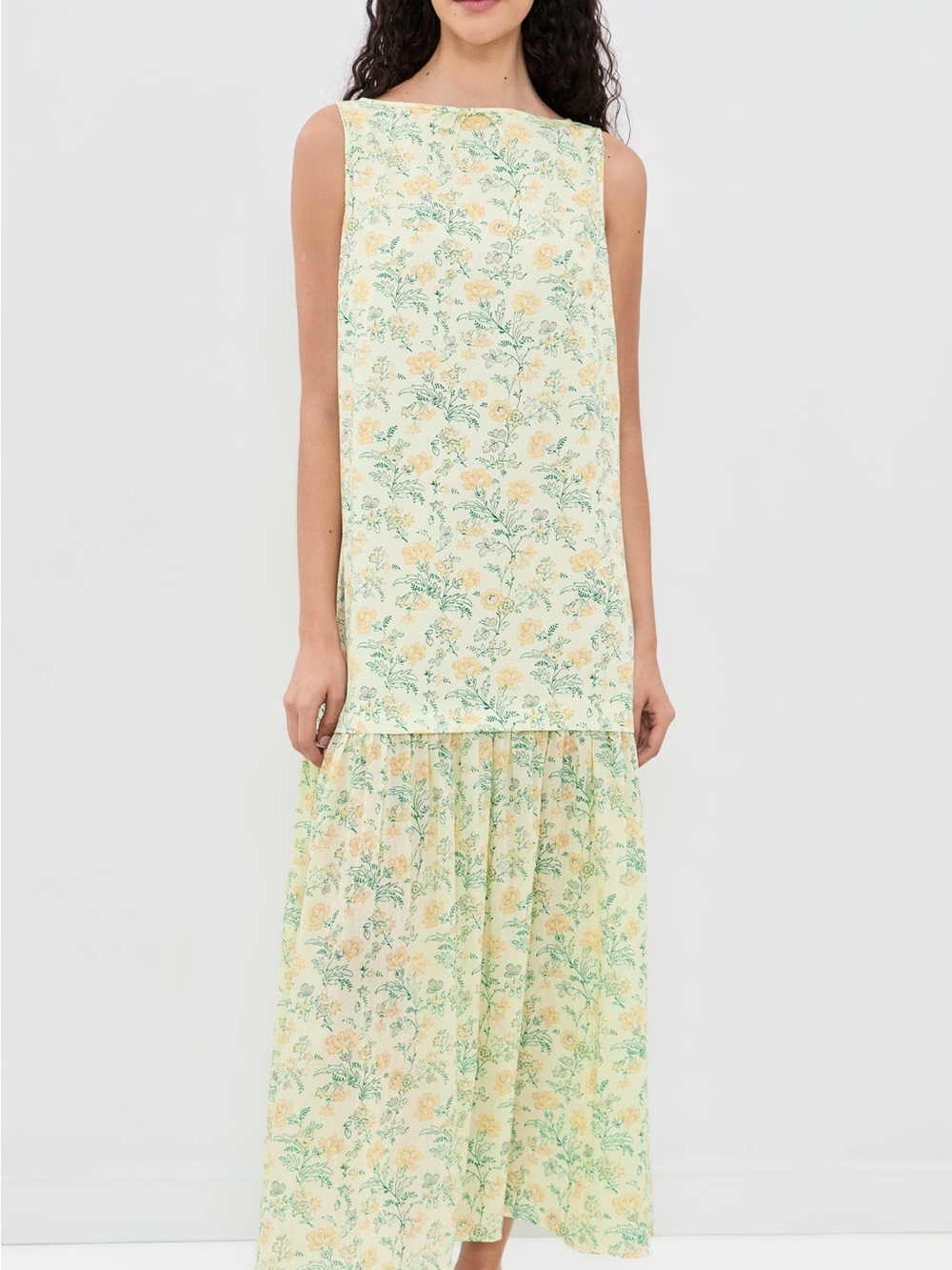 Sleeveless Yellow Floral Maxi Dress with Boat Neckline